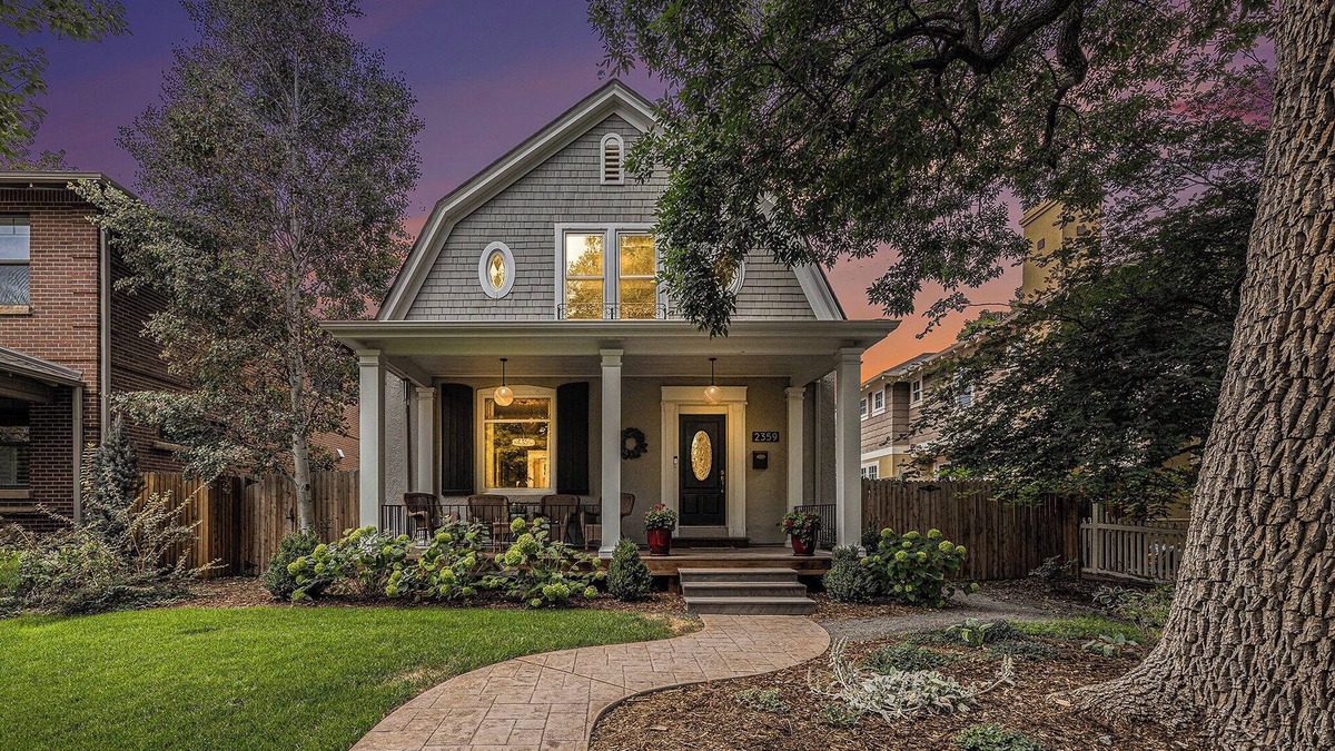 North Park Hill House | This house is a 4 bedroom(s), 3.5 bathrooms, located in Denver, CO.