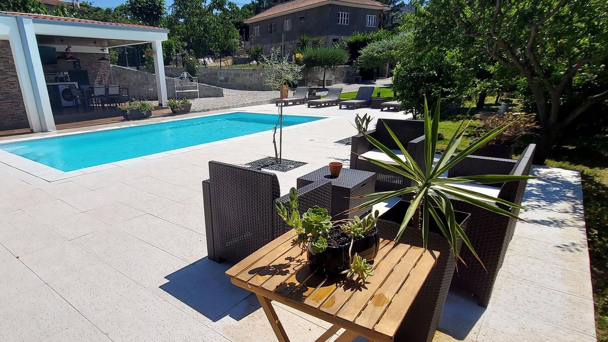 Beijos Villa | This house is ideal for 4 tourists. It offers a private pool, a closed garden .