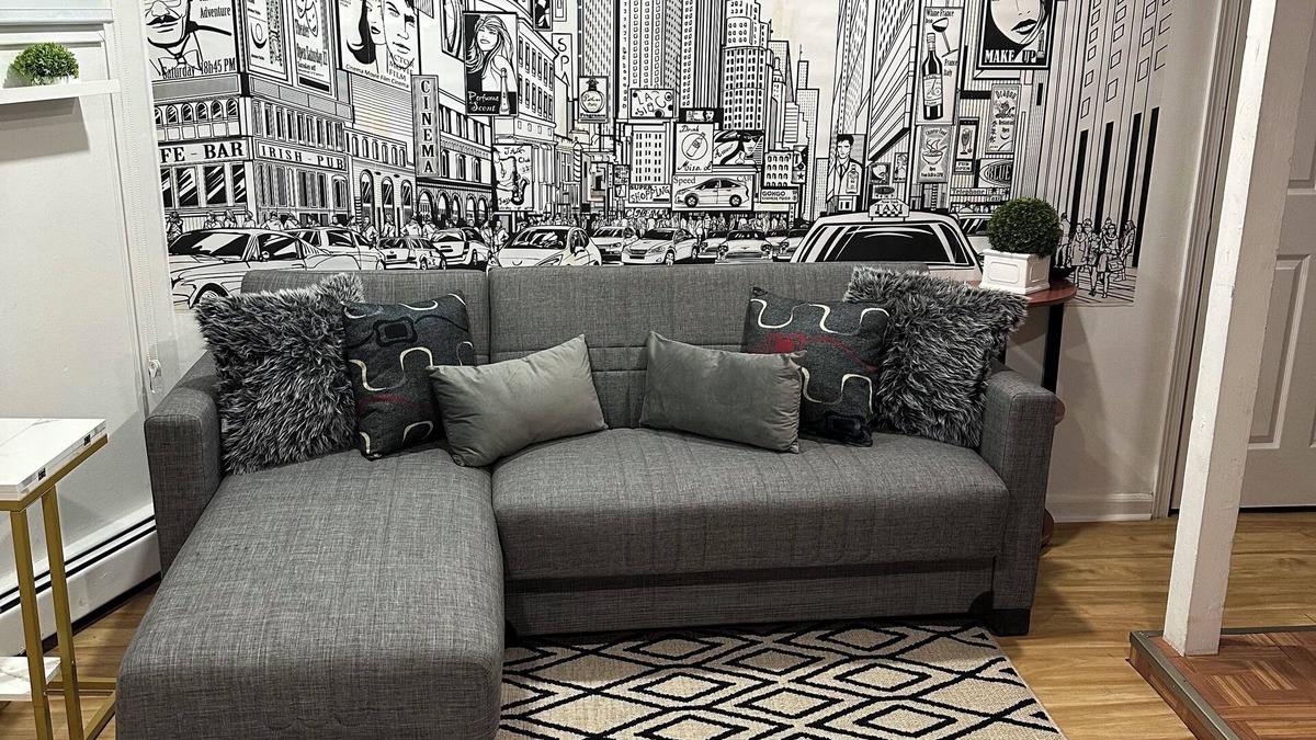 North Bergen House | This is a cozy studio, located in close proximity to NY!