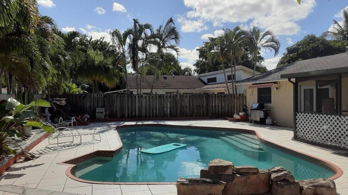 Survey Creek House | THIS IS A PRIVATE HOUSE