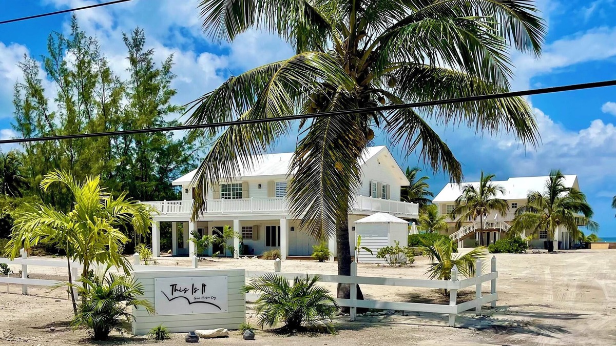 Great Harbour Cay Villa | This Is It Guest House. PRIVATE POOL! Housekeeping daily. Oceanfront