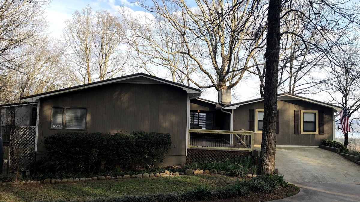Groveoak House | This is the place! Lake view with private 5 acres, beautiful views.