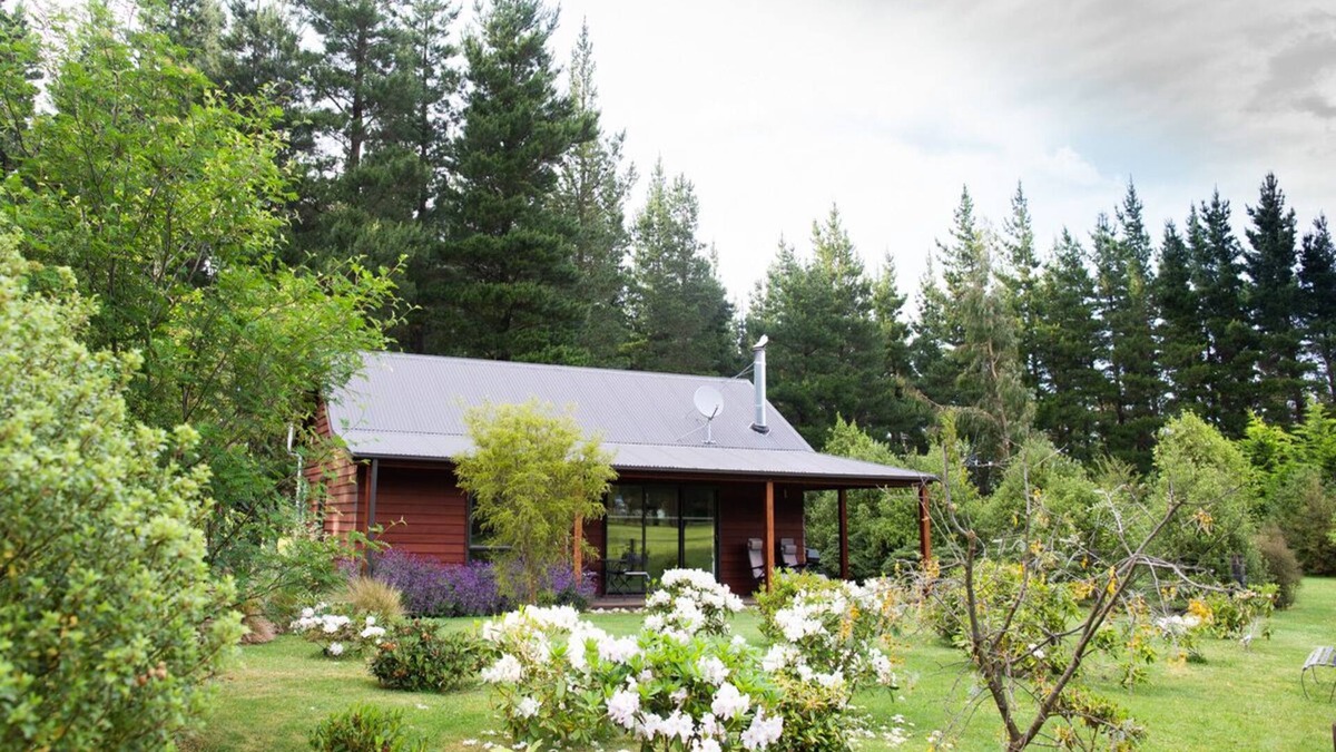 Hanmer Springs Cottage | This is the stand alone, andquot;Drive Cottageandquot; .