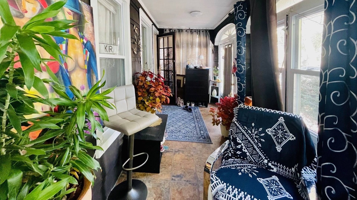 Rutherford House | This location will make ur EYES Light UP