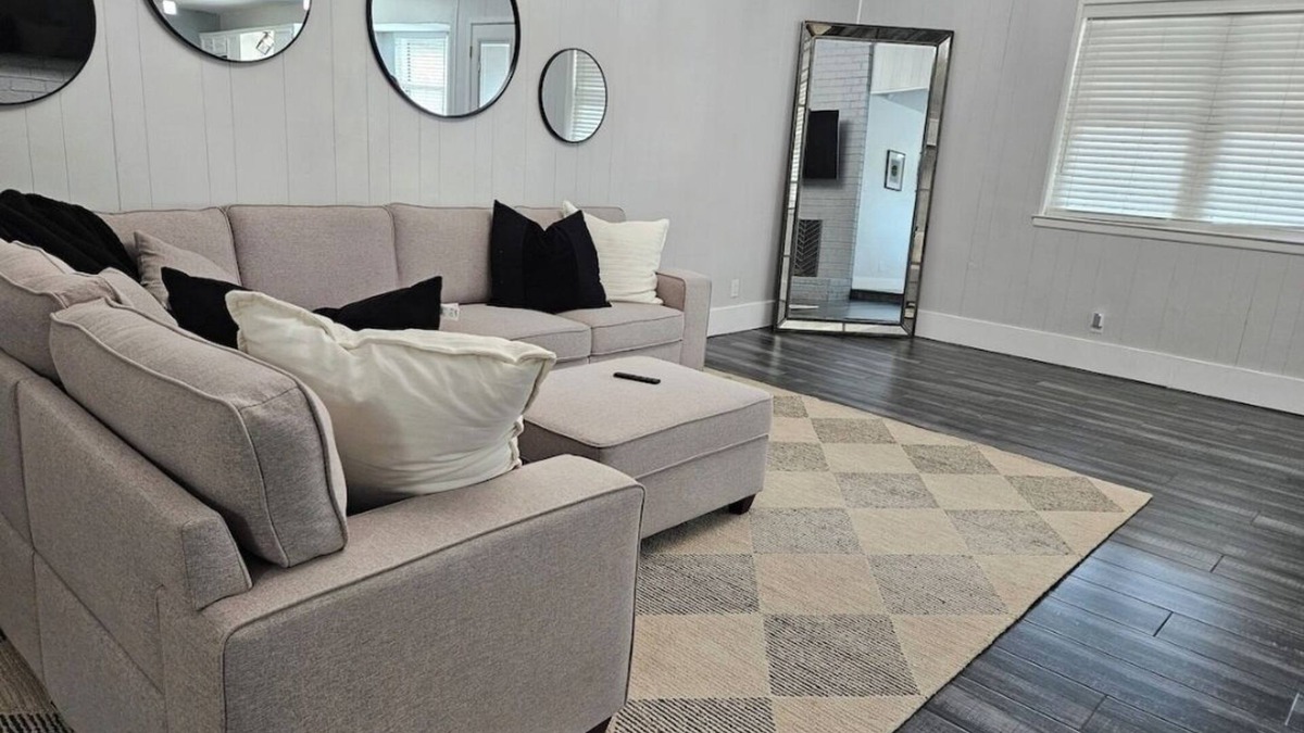 Odessa House | This modern 4-Bedroom features a spacious interior and exquisite backyard.