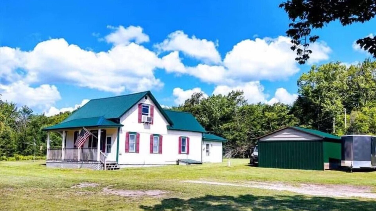 Brevort Cabin | This Old House in Brevort