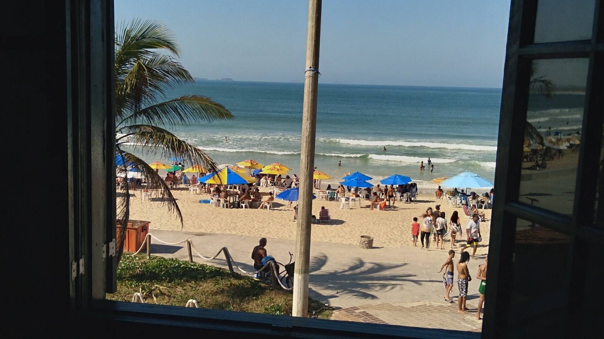 Pero Apartment | THIS ONE IS ON THE BEACH! Enjoy Praia do Peró from your window!