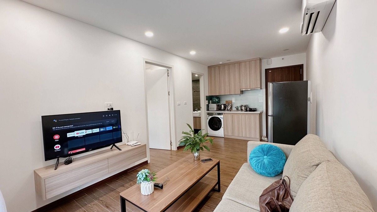 Truc Bach Apartment | this place is located nearby Hanoi Studio Gallery, surrounded by Truc Bach Lake