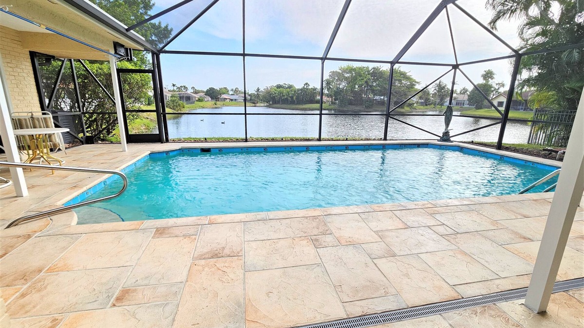 Deerfield Beach House | This property is no longer available