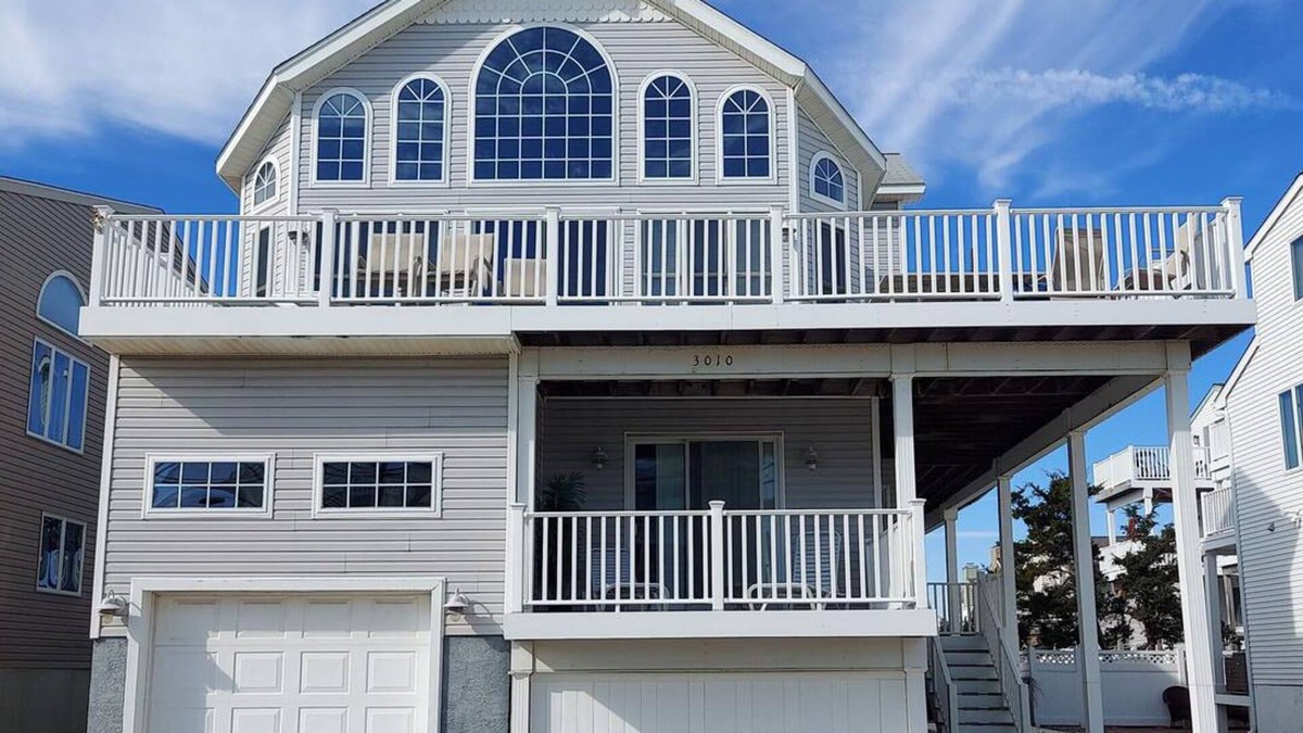 Sea Isle City House | This single home is located in the North End of Sea Isle!