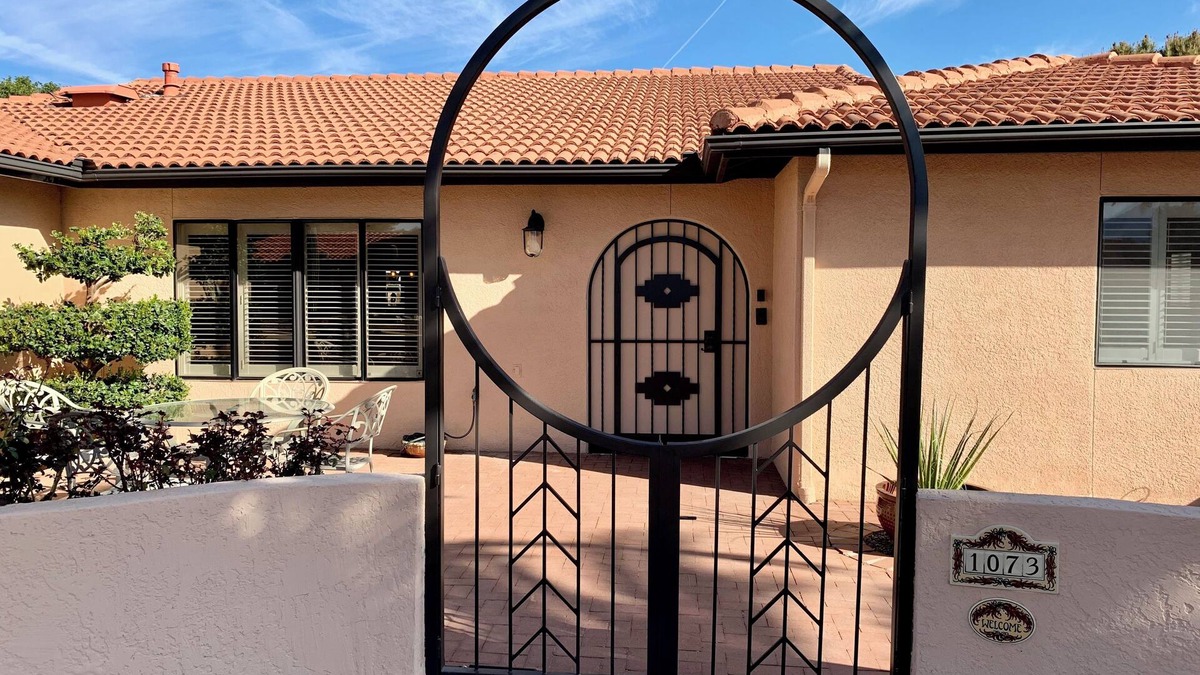 Country Club Estates House | This Southwestern Retreat has room for your family and friends to gather!