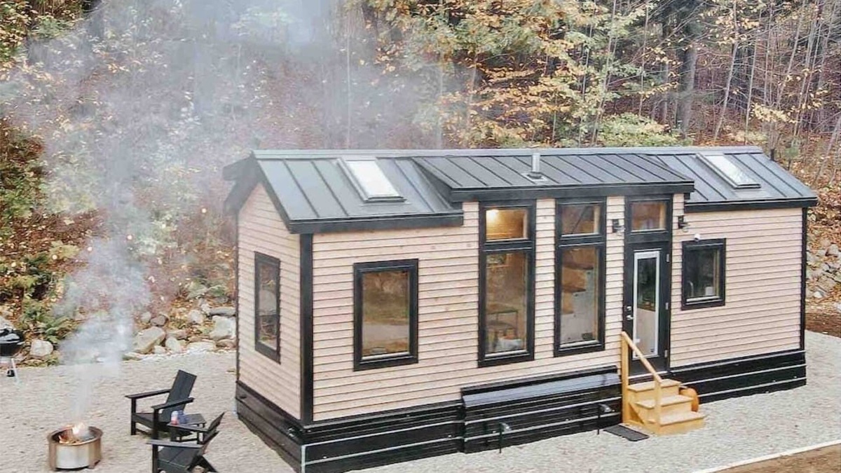 Chester Apartment | This tiny house is a 1 bedroom(s), 1 bathrooms, located in Chester, VT.