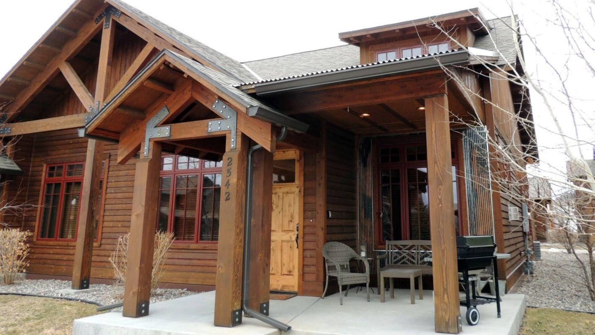 Bozeman House | This townhouse in Legend's on Bridger Creek development is beautifully finished