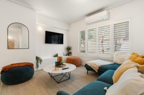 Surfers Paradise House | Thomas Drive - Unit 2