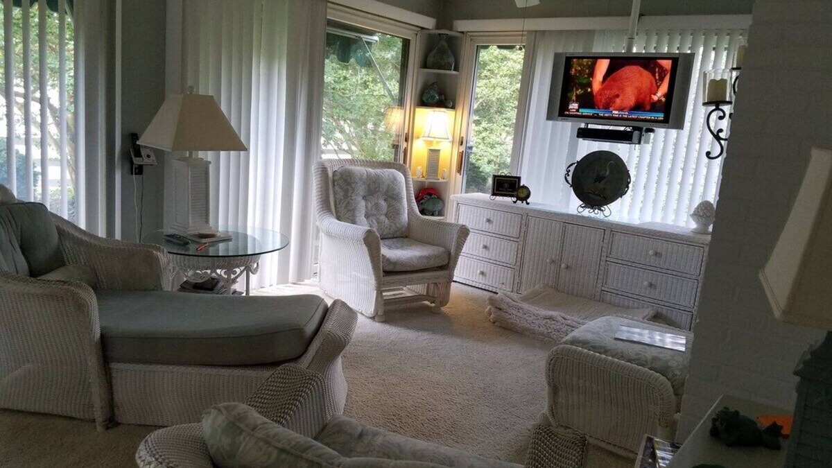 Birdsnest House | Thomas Inn Q 6 miles from Cape Charles - double room