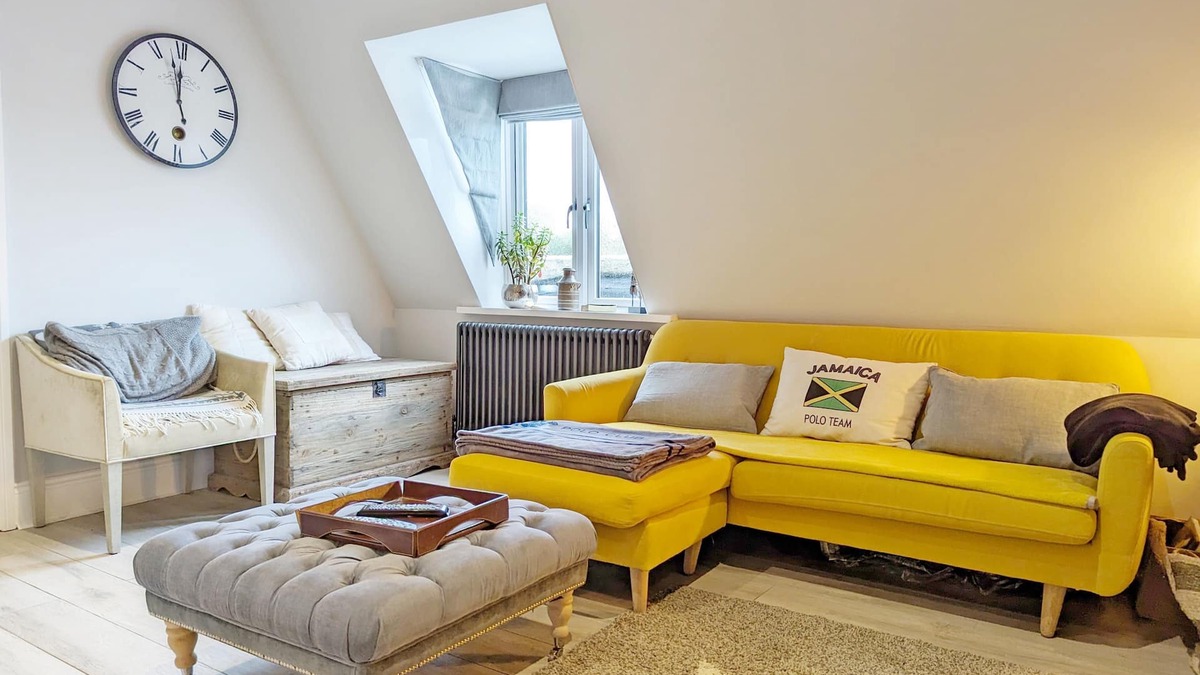 Midhurst Cottage | Thomond House, Midhurst - a flat that sleeps 4 guests in 2 bedrooms