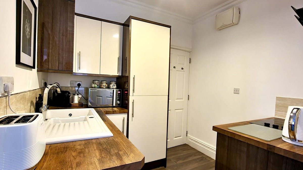 Canton Apartment | Thompson Apartments No.3 by Switchback Stays