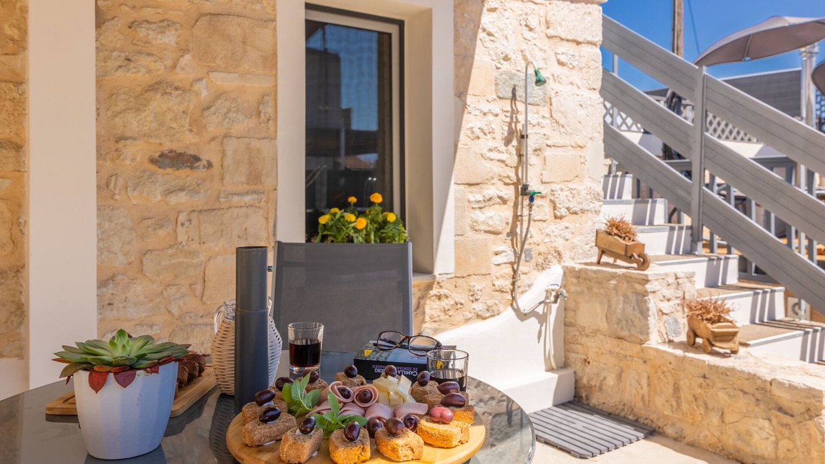 Thrapsano House | Thrapsano House at Iraklion Crete for up to 8 Persons