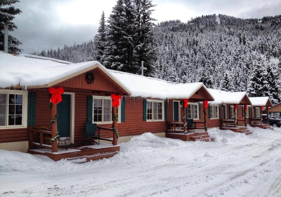 Red River Hotel | Three Bears Lodge