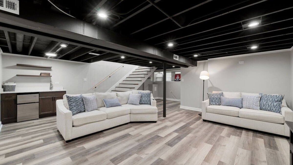 Clearing Apartment | Three Bed Spacious Comfy Apt by Midway Airport