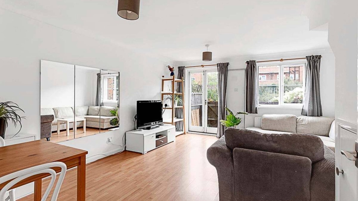 North Richmond House | Three-Bedroom House in Richmond