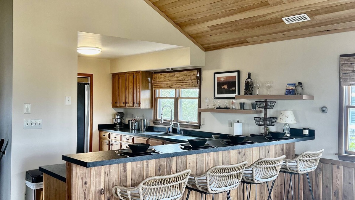 Ocracoke House | Three-bedroom house with views, decks, golf cart and home gym!