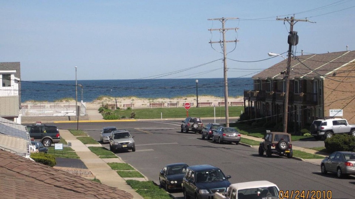 Bradley Beach House | Three Bedroom Ocean Block Home with Ocean View