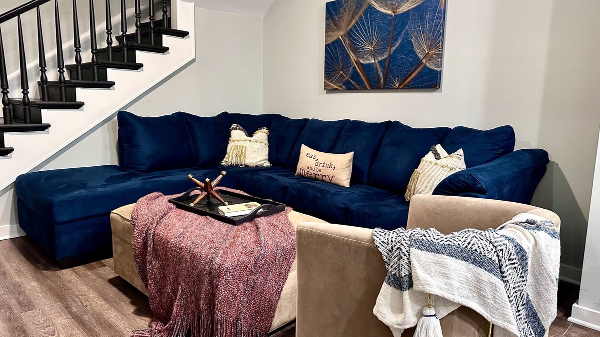 Oskaloosa House | Three bedroom townhome, blocks from idyllic downtown