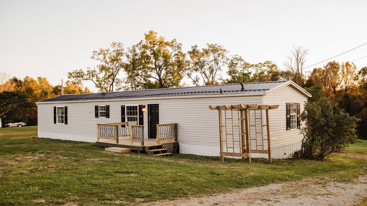 Lafferty House | Three bedroom two bath 2acre secluded country lot minutes from egypt valley hunt