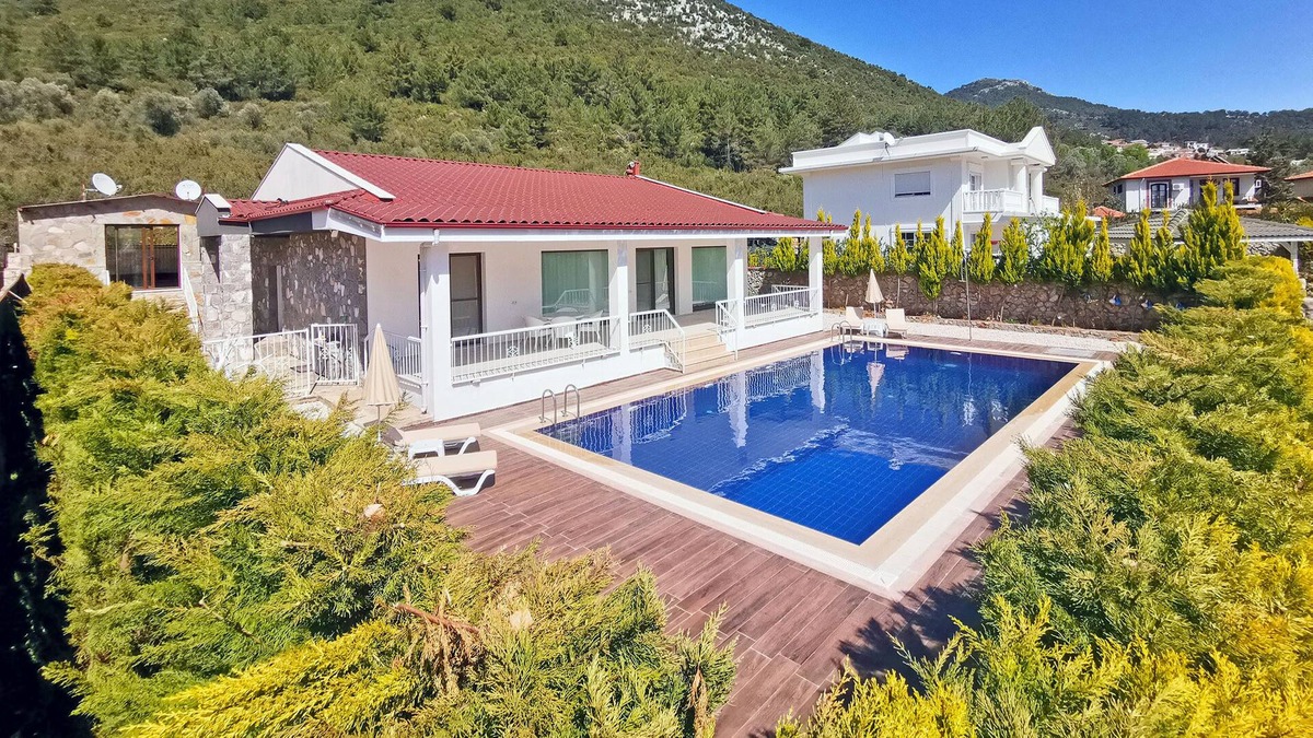 Uzumlu Villa | Three bedroom Villa Albina with private pool and garden