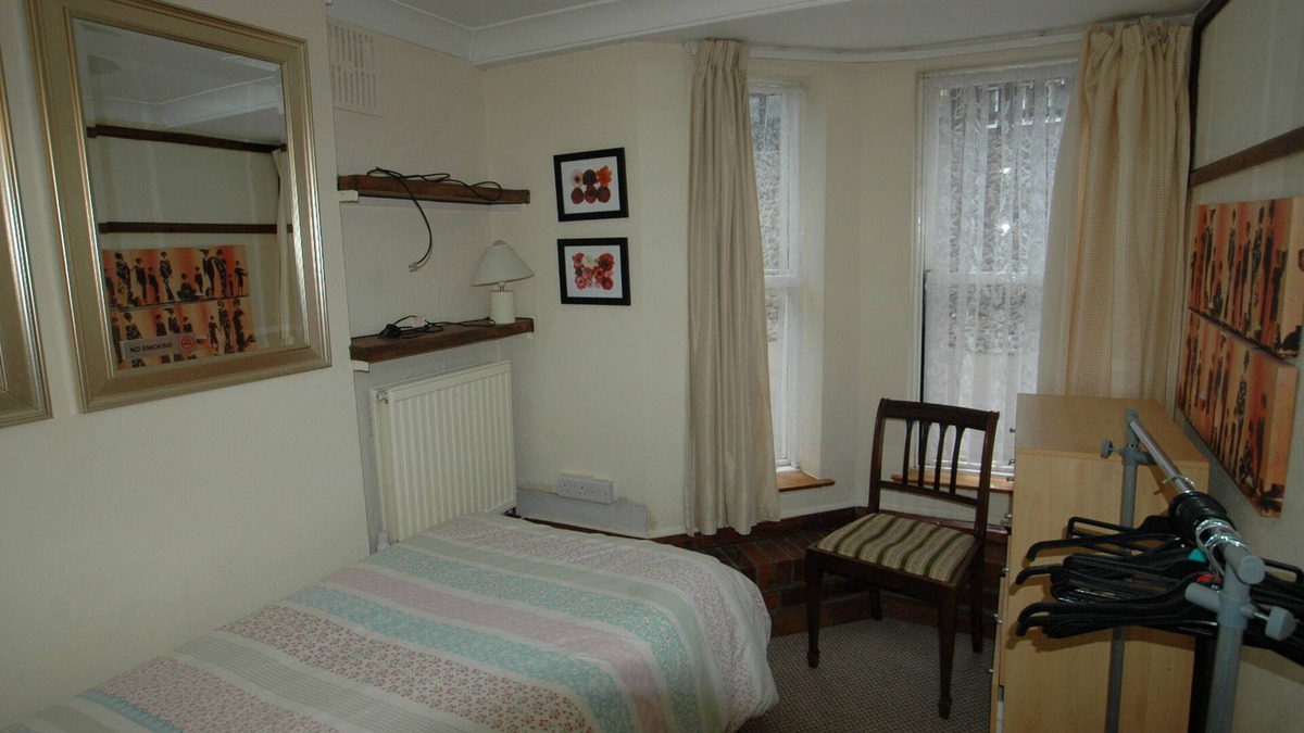 Tring Apartment | Three Bedroomed apartment near centre of Tring 'Stones Throw'