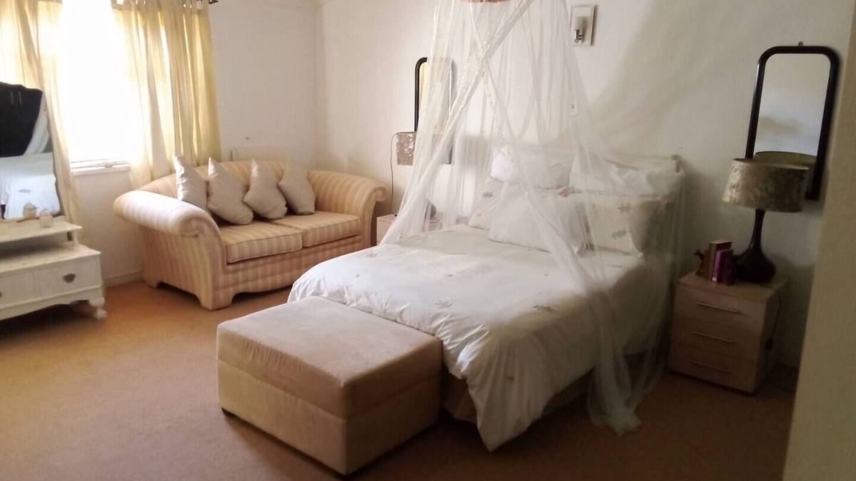 Rondebosch House | Three bedrooms in tranquil setting in Rondebosch