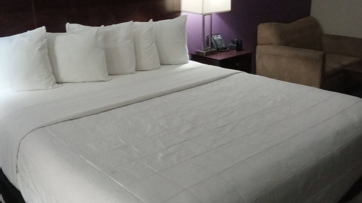 Dupont Hotel | Three Brothers Hospitality LLC