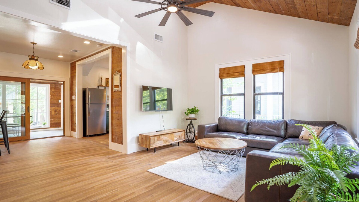 Chestnut House | Three Houses, One Property, 10 minutes from Downtown!