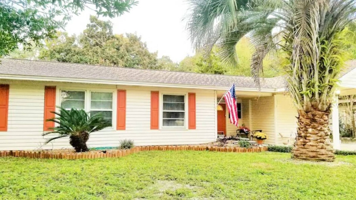 Fort Walton Beach House | Three One Three By The Sea! (Pet Friendly)
