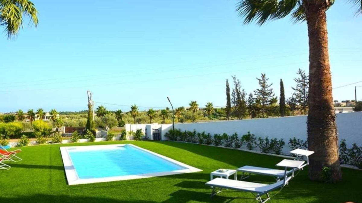 Marzamemi Apartment | Three Palms Houses San Lorenzo: Green Apartment