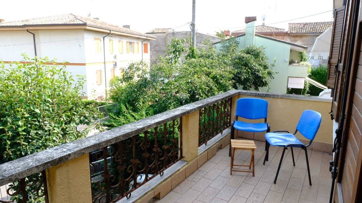 Ponti sul Mincio Apartment | Three-room apartment placed in portion building