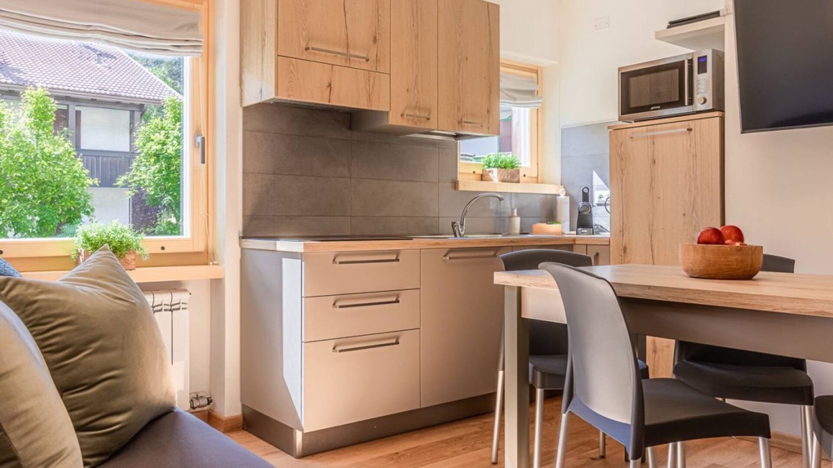Giustino Apartment | THREE - ROOM APARTMENT WITH WIFI AND TWO BATHROOMS