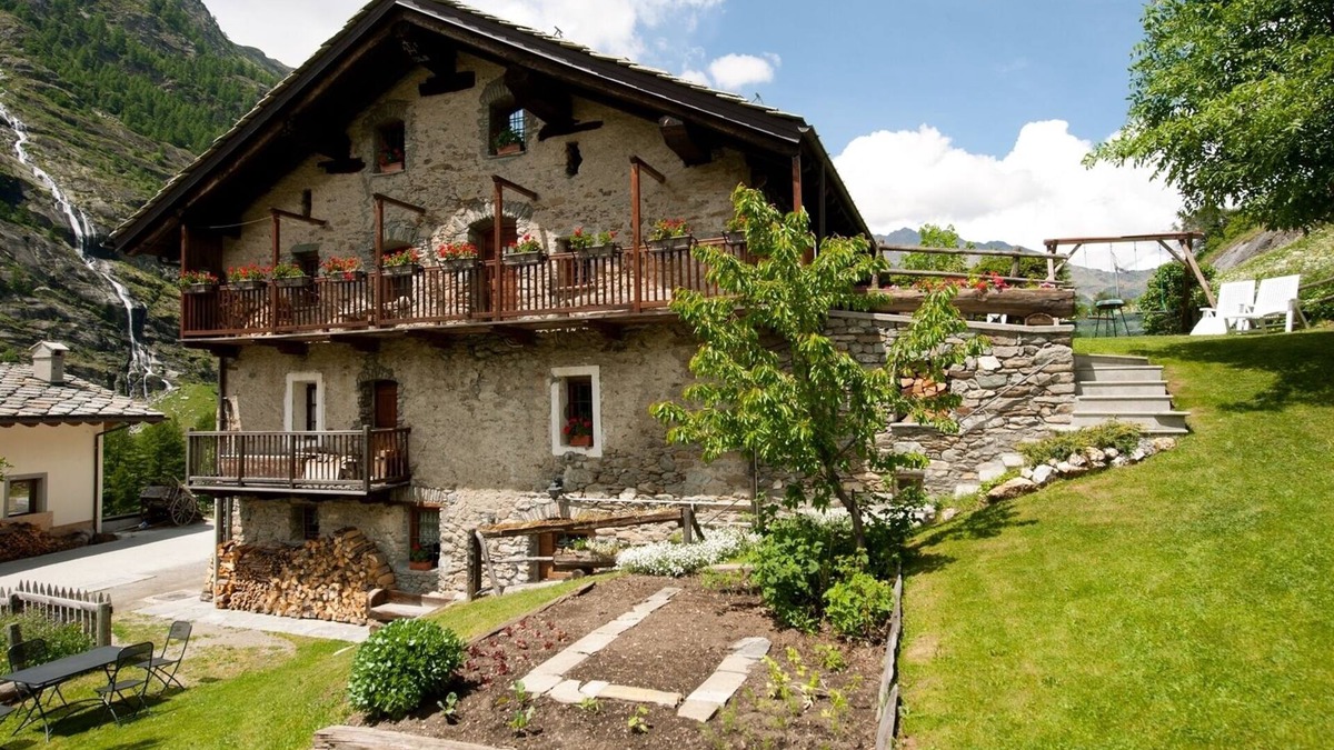 Chez Carral Cabin | THREE-ROOM BAITA with fireplace, terrace, garden 90mt from trails/ski slopes