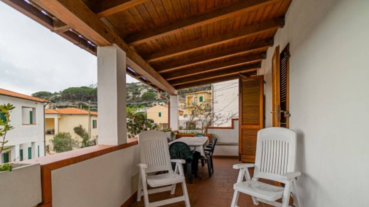 Seccheto Apartment | Three-room Clara with sea view 6 Beds in Seccheto