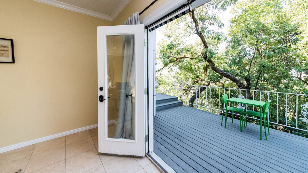 Woodland Estates House | Three stories, great for extended families, amazing views