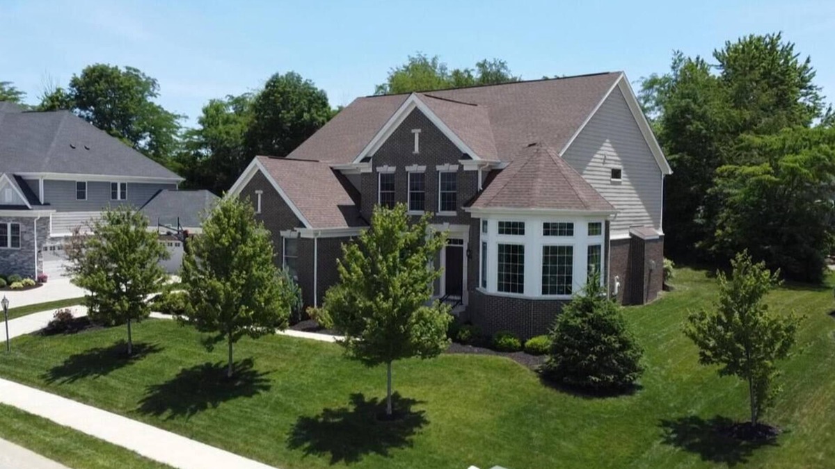 Maxwell House | Three story house with lake view: Sleeps 20