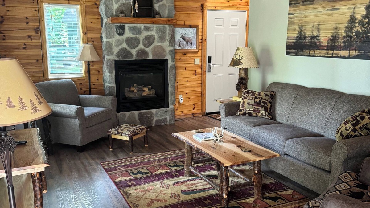 Hillman Cabin | Thunderbay Golf Resort Newly remodeled Chalet on 8th hole Hillman MI
