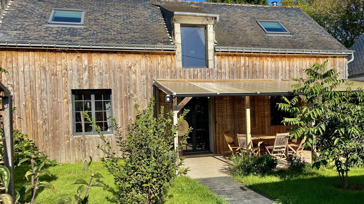 Guidel Cottage | Ti Koad, Longère Rénovée à la Campagne, à 5 Minutes de la mer