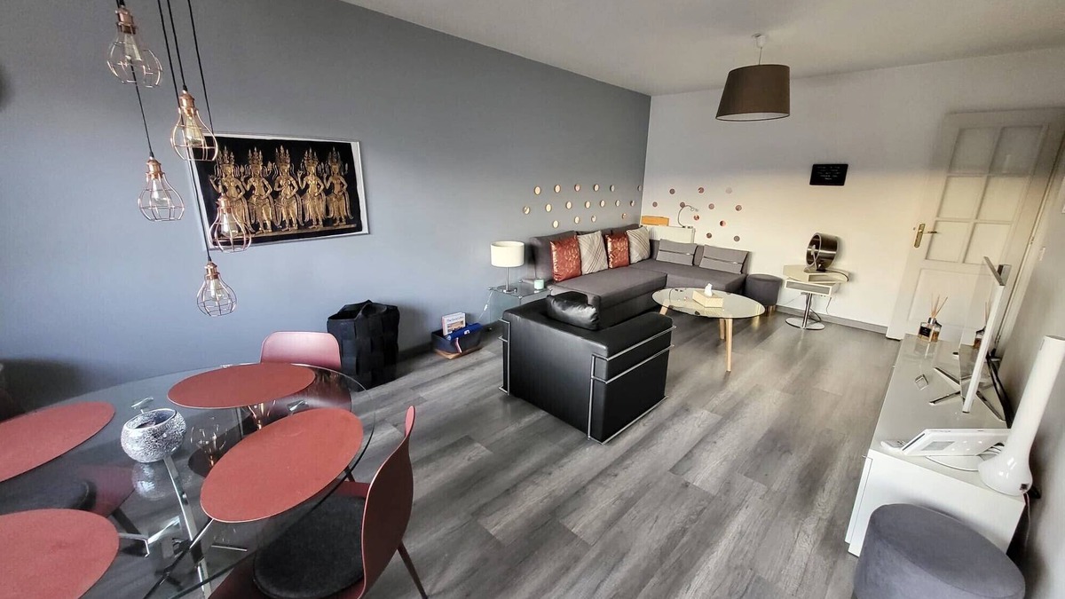 Ville-la-Grand Apartment | Tichnich Apartment - 1 minute from Annemasse station