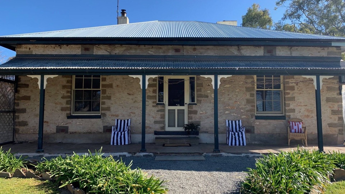 Upper Wakefield Cottage | Tickles Cottage in a beautiful Rural Setting