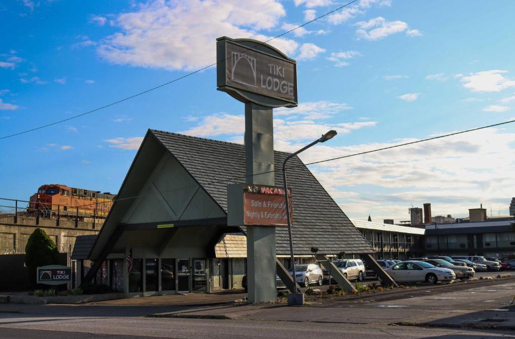 Downtown Spokane Hotel | Tiki Lodge Motel
