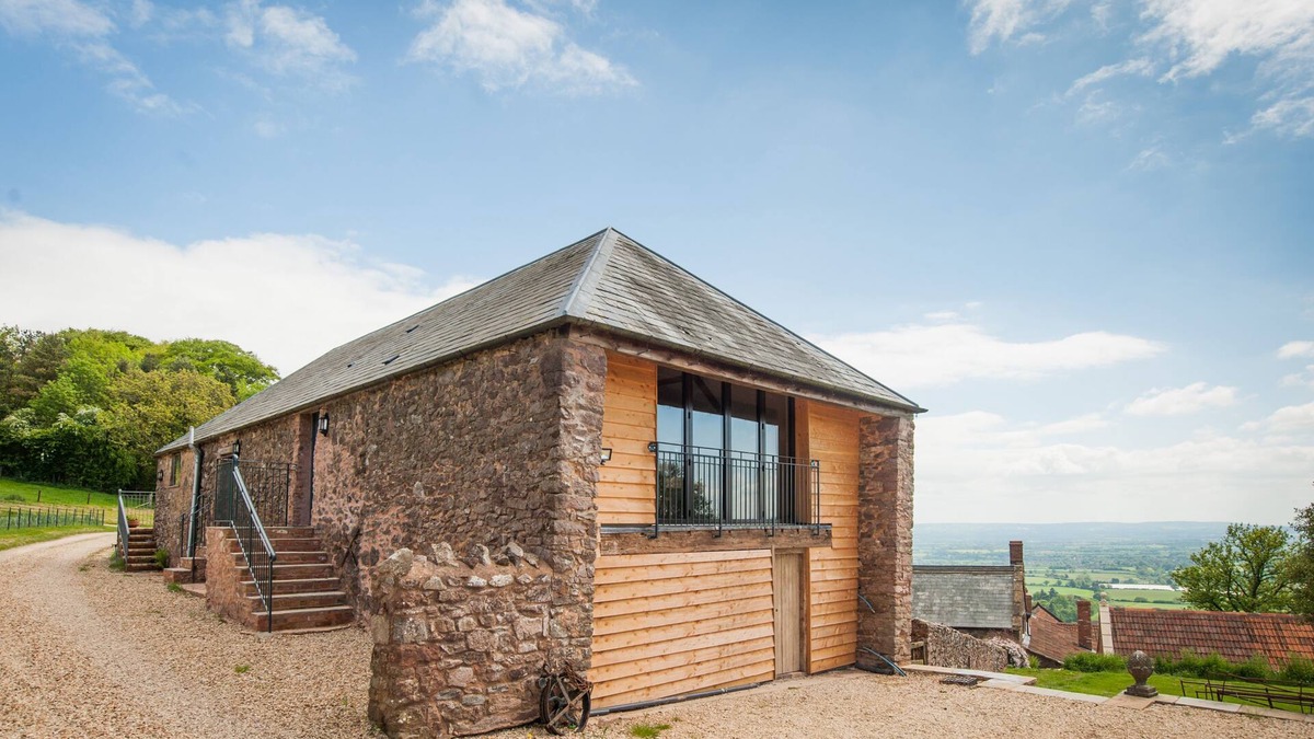 Kingston St Mary Cottage | Tilbury View - a holiday cottage that sleeps 2 guests in 1 bedroom