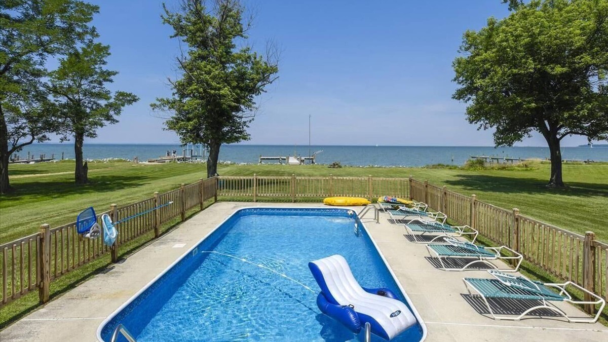 Tilghman House | Tilghman | Pool | Private Dock | Pet Friendly