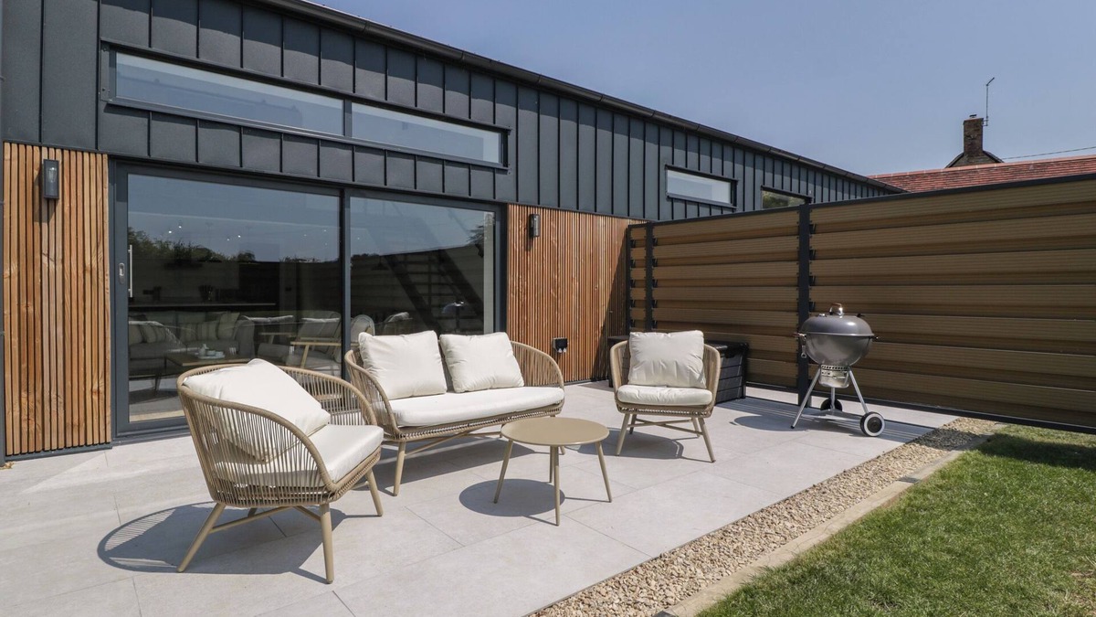 Wincanton Cottage | TILIA BARN, family friendly, luxury holiday cottage in Wincanton